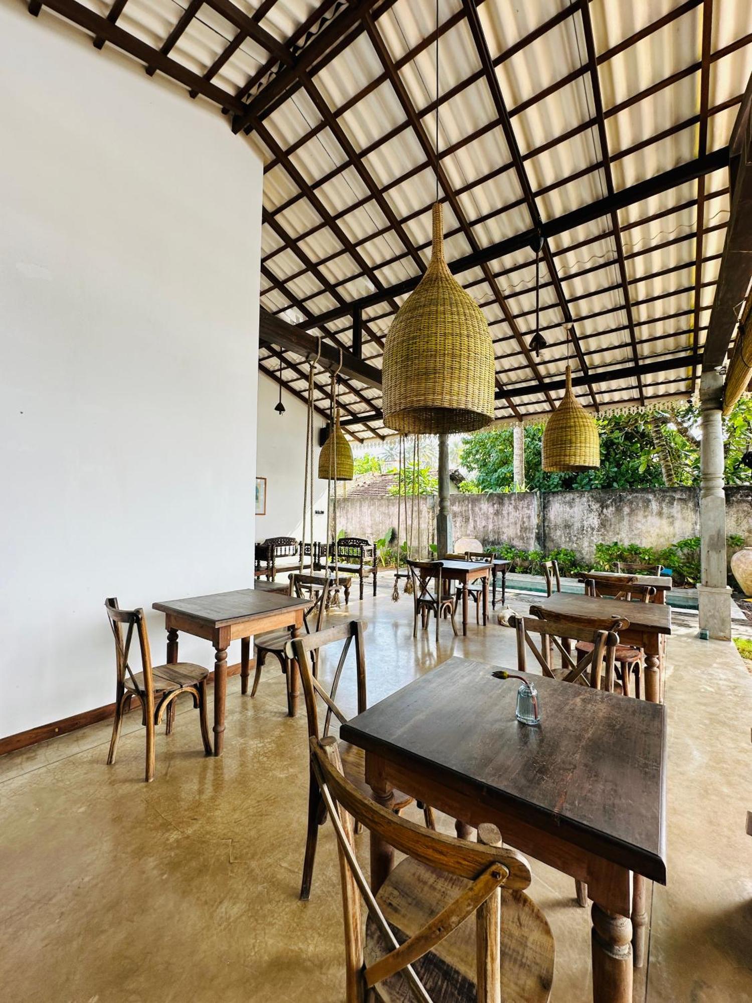 Moi Talpe By Dbi Hotel ภายนอก รูปภาพ